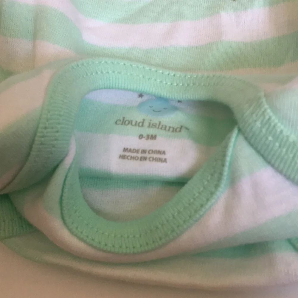 infant cloud island onesie 0-3 months nwot